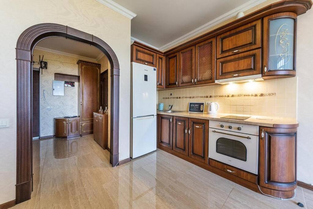 Apartments With Crazy Panoramic View Of The Dniepr Kiev Luaran gambar